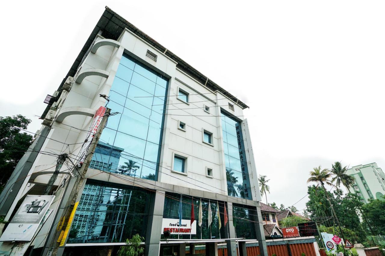 Oyo 1684 Hotel Malabar Inn Calecute Exterior foto